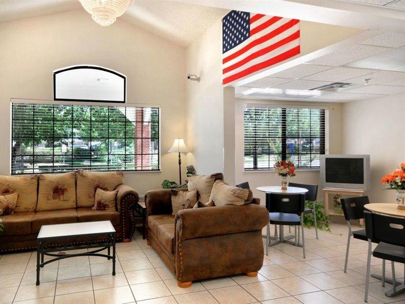 Travelodge By Wyndham Arlington/Dallas Area Экстерьер фото